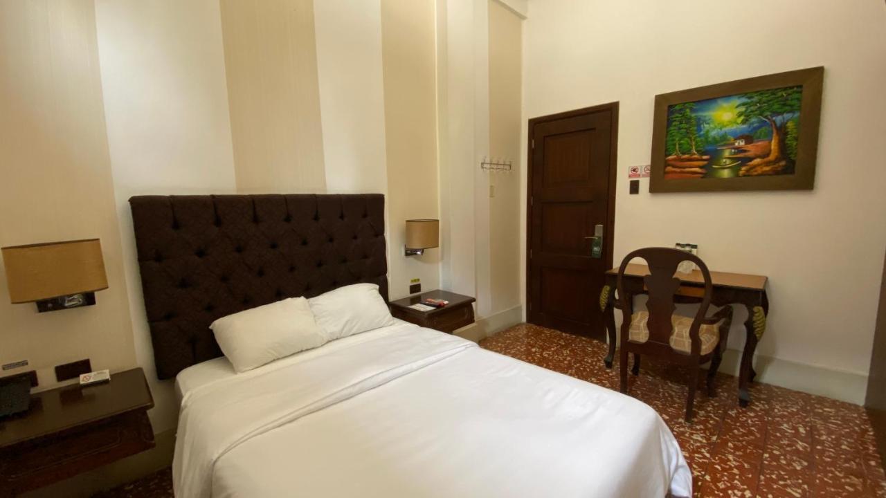 Hotel Patrimonial By Greenfield Guayaquil Exterior foto