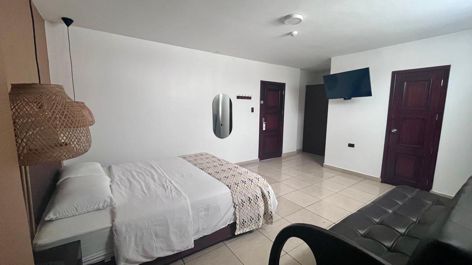Hotel Patrimonial By Greenfield Guayaquil Exterior foto